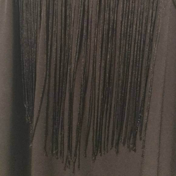 ✨2 for $25✨ 🖤Fringe tank🖤 - Picture 3 of 3